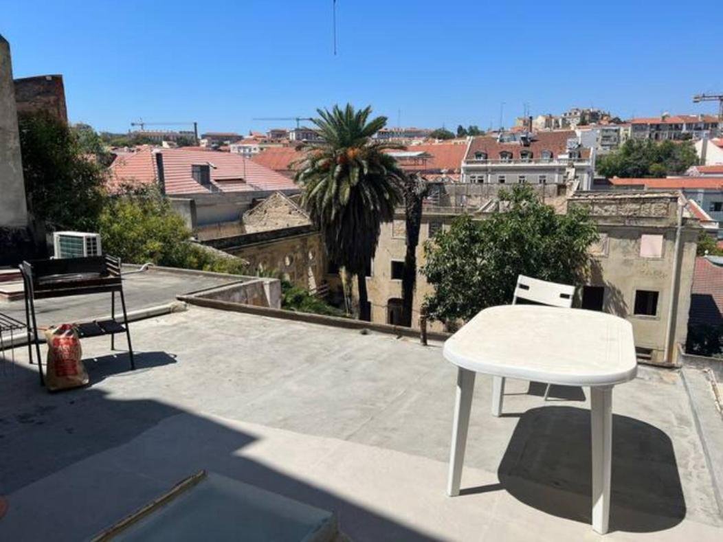 Apartamento Com Terraco E Churrasqueira Leilighet Lisboa Eksteriør bilde