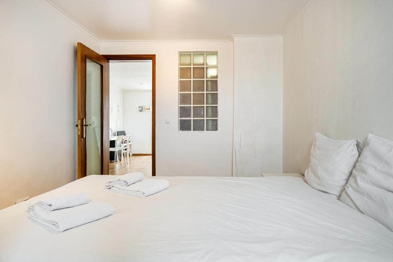 Apartamento Com Terraco E Churrasqueira Leilighet Lisboa Eksteriør bilde